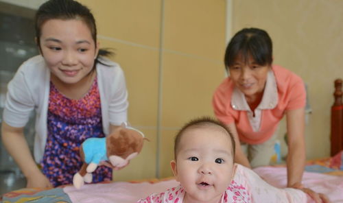 如何选择婴儿衣服？从这5大要素入手，让宝宝更安全舒适